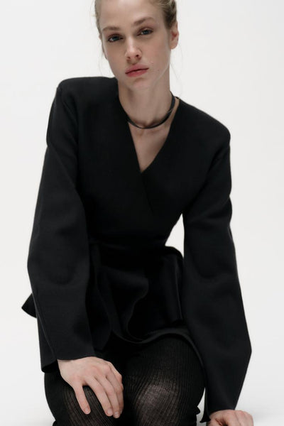 BELTED BLAZER WITH SHOULDER PADS