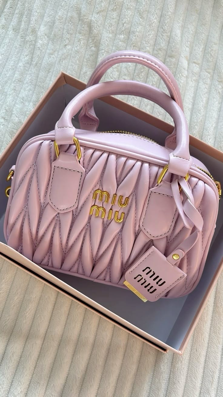MIU MIU MINI TASCHE HELLROSA